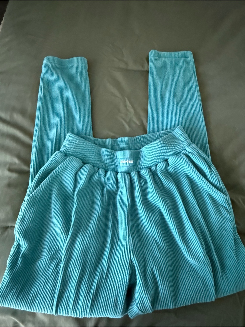 Bo+Tee Ribbed Joggers - Picture 3 of 4